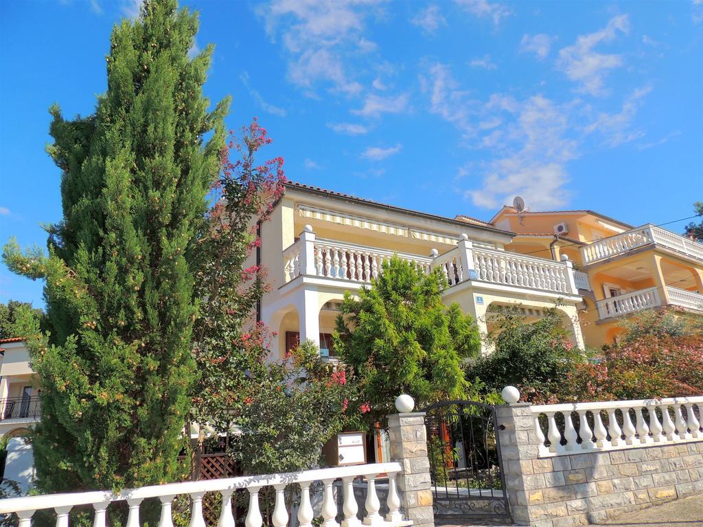 Apartments Martin Malinska Ngoại thất bức ảnh